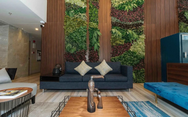 RedDoorz Premium near UST Hospital