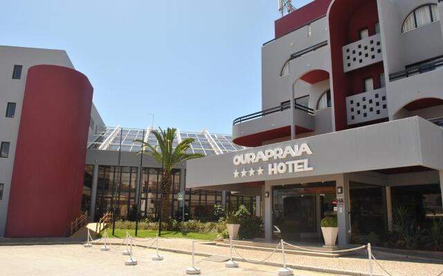 Отель Muthu Oura Praia Hotel Португалия, Албуфейра - 1 отзыв об отеле, цены и фото номеров - забронировать отель Muthu Oura Praia Hotel онлайн вид на фасад