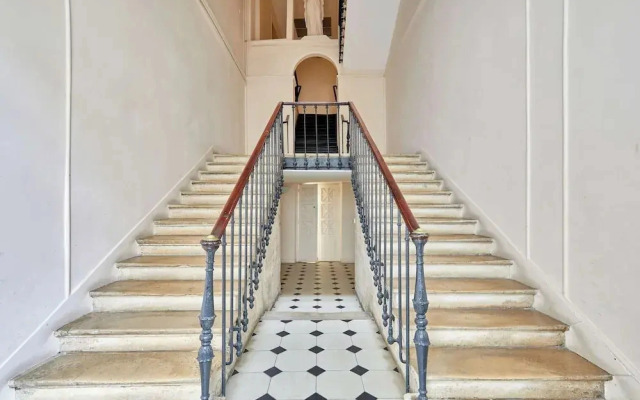 Modern Studio-faubourg Saint-honore