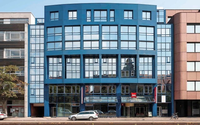 Отель ibis Nürnberg Hauptbahnhof Германия, Нюрнберг - 1 отзыв об отеле, цены и фото номеров - забронировать отель ibis Nürnberg Hauptbahnhof онлайн вид на фасад
