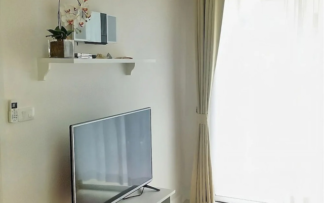 1 Bedroom Beachside Condo in Cha-am