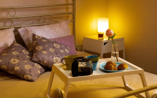 Relaxing family house with garden in Avra, Rafina