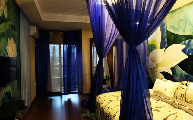 Chengdu Aijiwu Theme Apartment