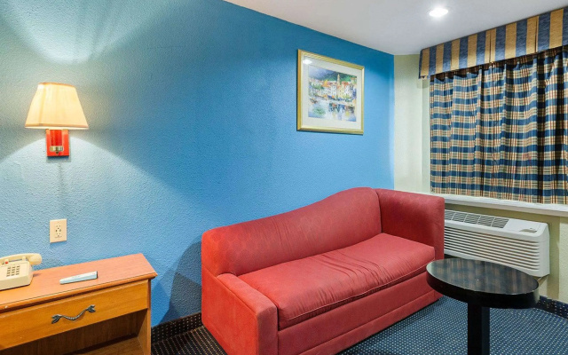 Rodeway Inn South Houston