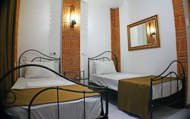 Hotel Janashia