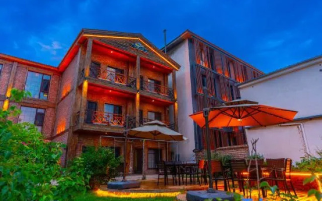 Fengning Western Meadow Resort · Xitan Town Homestay (Datan Branch)