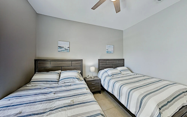 131esau8 2 Bedroom Condo