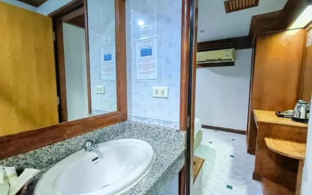 Phuket suite hotel