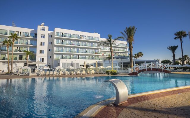 Tsokkos Protaras Hotel вид на фасад