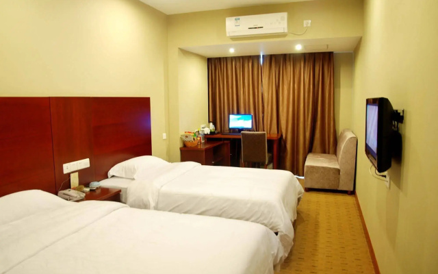 7Days Inn Hotel (Chongqing Longtousi North Railway Station High-Speed Rail Station)