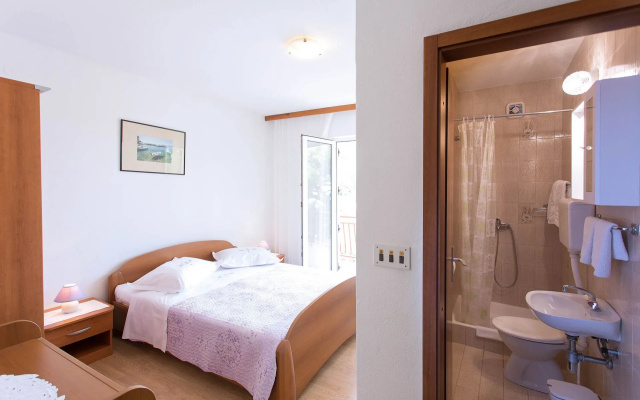 Apartment Rozari - family friendly & sea view: A1-Ivana Brela, Riviera Makarska