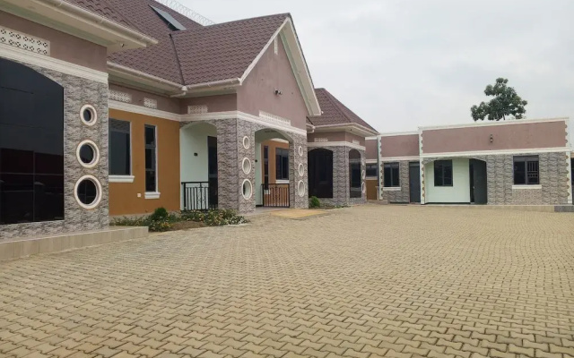 Nkole Deluxe Suites