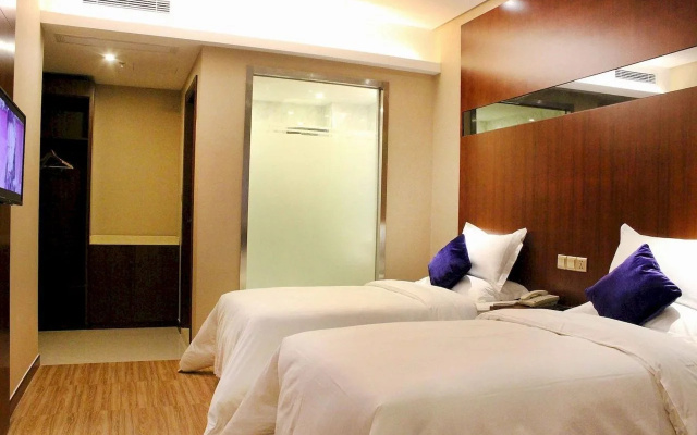 Hua Zi Hotel
