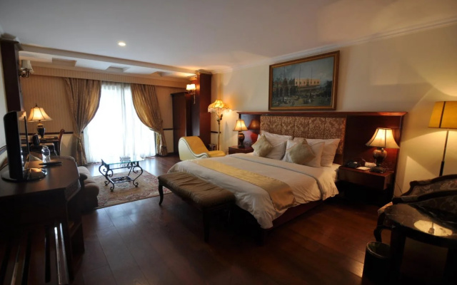 S79 Sunflower Hotel & Spa