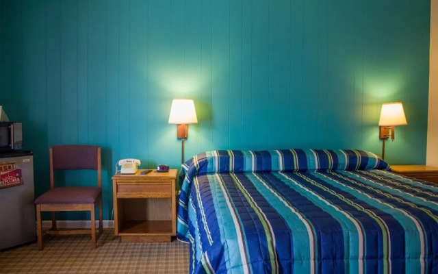 Colonial Inn Motel