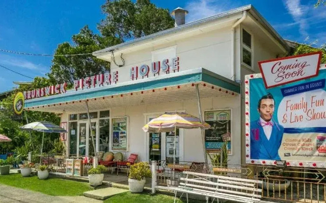 Jaspers Apartments
