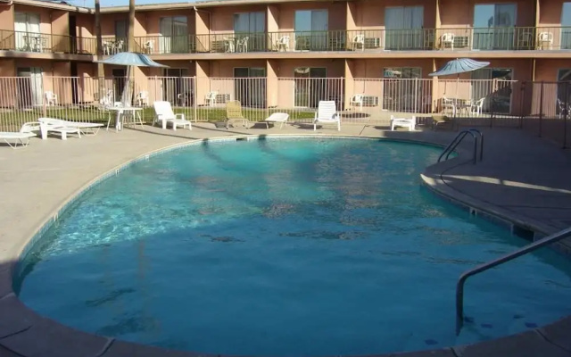 Royal Motor Inn