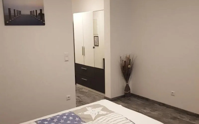 Sunnys Hotel & Residence