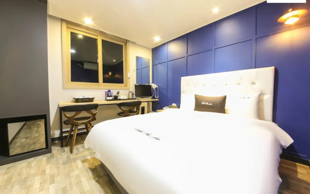 Hotel the Ace