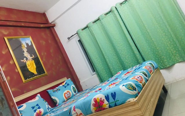 Papa Ji Hotel and Restaurant