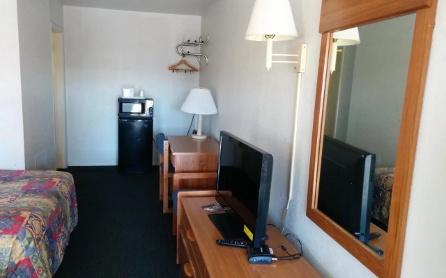 Economy Inn Safford