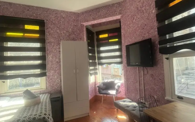 Taksim Cinar Suit