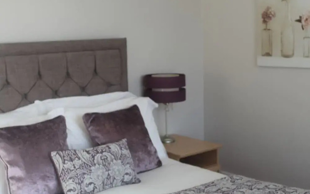 Bryn-Y-Mor Hotel