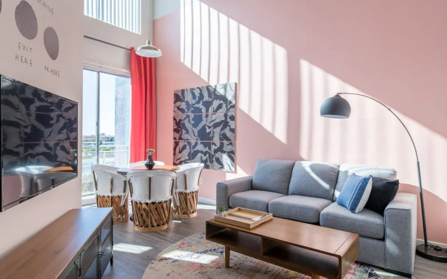 Tempe Luxury Apartments by WanderJaunt