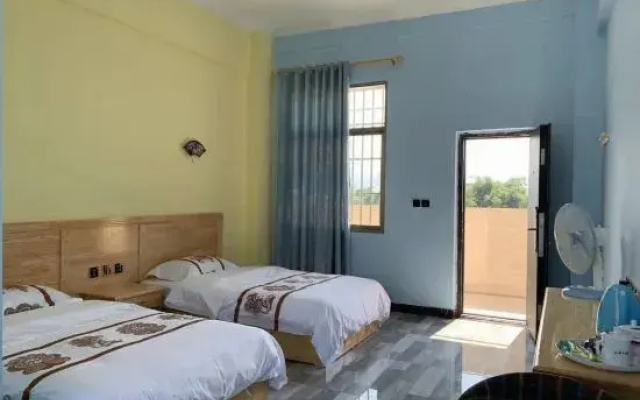 Ruili Zhuyunxuan Apartment