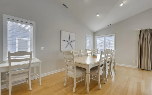 220 Oceanview Parkway by Long & Foster