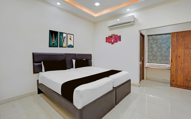 Deluxe Townhouse Arulmigu Devi Temple Chennai