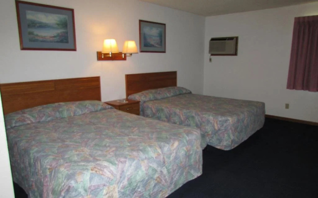 Can Am Inn