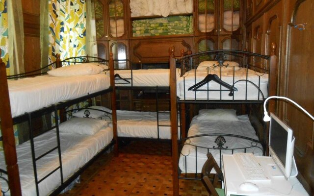 Apple Hostel комната для гостей