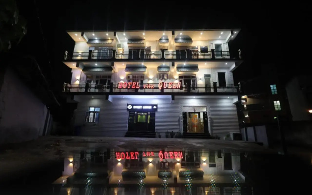 Hotel The Queen By Jal's