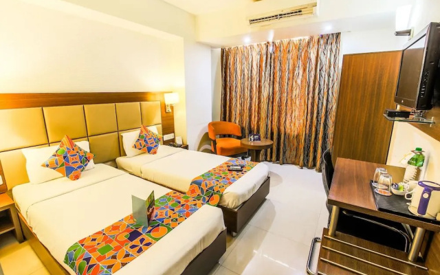 FabHotel The Pinnacle