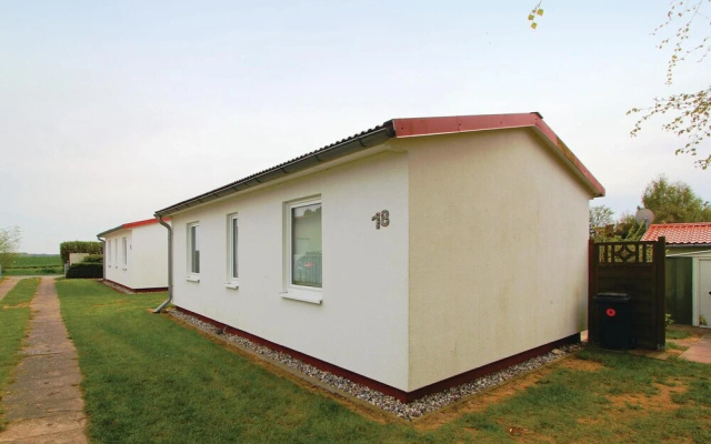 Awesome Home in Hohen Wieschendorf With 2 Bedrooms