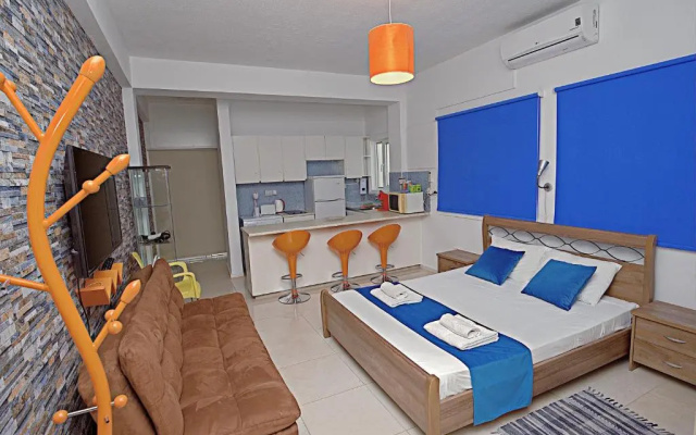 Pieris Apartments