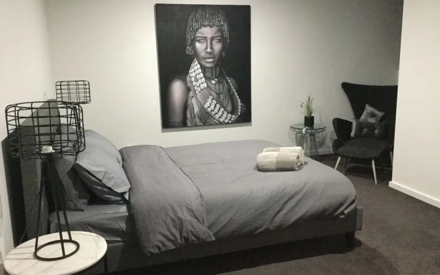 Sub Penthouse On Barkly Street