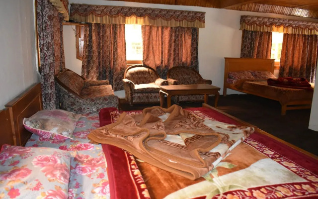 Heaven Rose Hotel & Restaurant Old