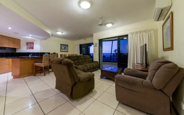 Paradise Penthouse at Waves