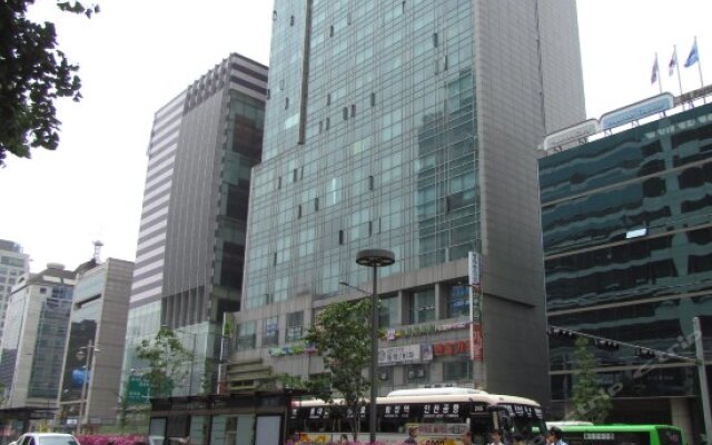Отель NJoy Seoul вид на фасад