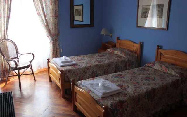 Hotel Lion