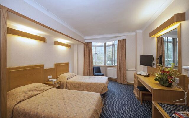 The President Hotel Лондон комната для гостей