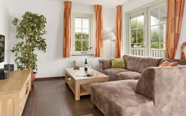 Bungalow in South Holland With Private Jetty