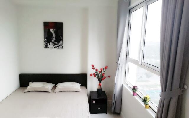 Апартаменты Horse Square Apartment комната для гостей