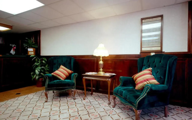 Country Hearth Inn & Suites Atlanta / Marietta and