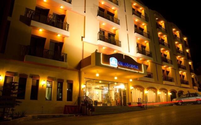 Отель Grand Hotel Madaba Иордания, Мадаба - 1 отзыв об отеле, цены и фото номеров - забронировать отель Grand Hotel Madaba онлайн вид на фасад