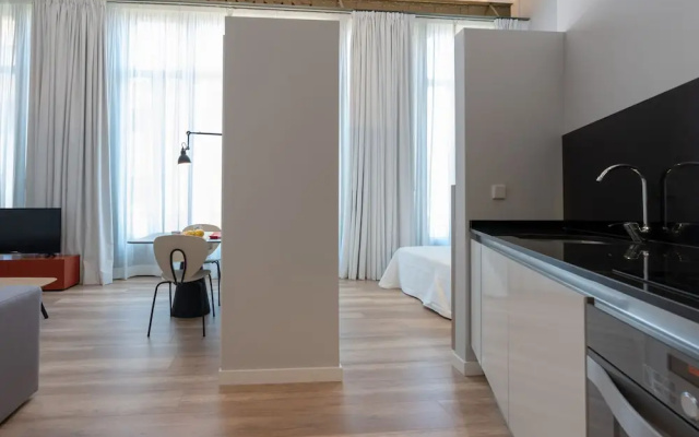 L'Aguila Suites Sagrera