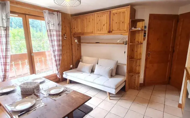 Charming 2-bedroom Apartment