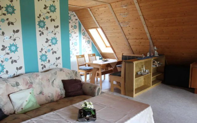 Ferienwohnung An der Eichenallee, 35200